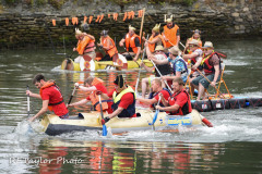 Kingsbridge - Kingsbridge Fair Week - Raft Race - Team Heatgrime take the lead in the first Heat